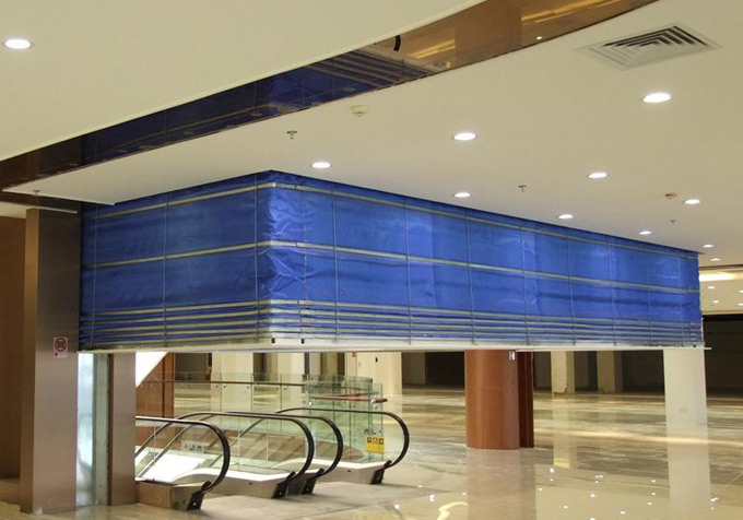 1607357783872271.jpg 折疊式防火卷簾門.jpg